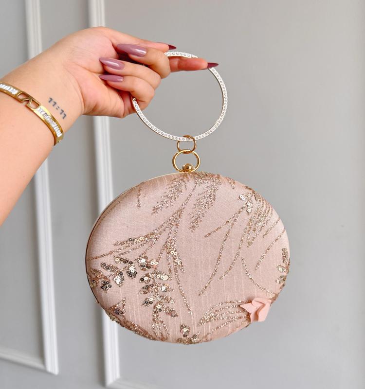 Round Nooraniya Clutches